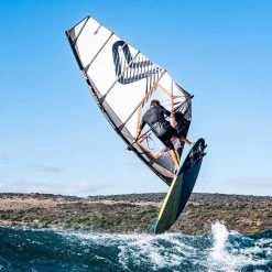 Voile De Windsurf Severn Blade - Red -Surf Promotion Boutique 35cb5b6e4df1da3e61c9b5a6612fa96e536bde19 E21SEVEWAT68969 8