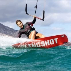 Planche Slingshot Crisis 2021 -Surf Promotion Boutique planche slingshot crisis 2021 nue 9